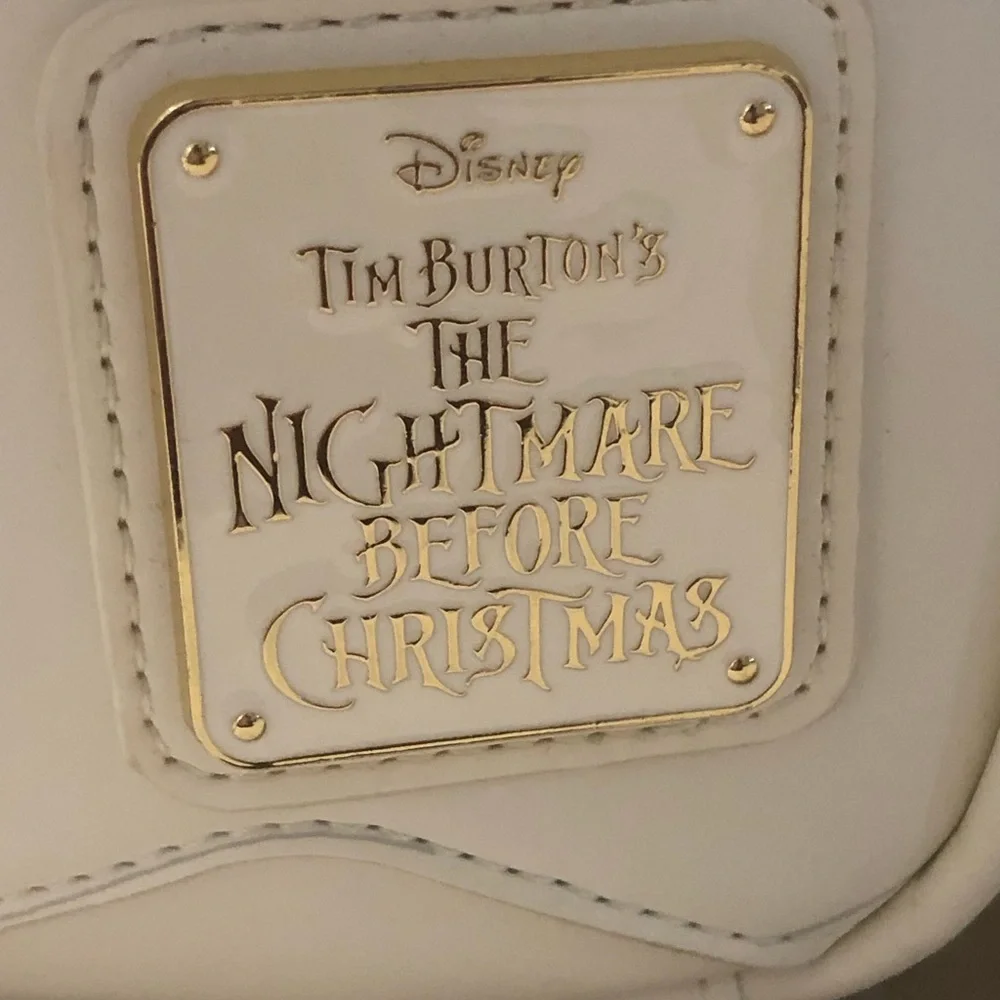 LOUNGEFLY BACKPACK (THE NIGHTMARE BEFORE CHRISTMAS) - Picture 5 of 9